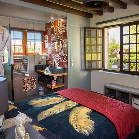 Du Bois Des Perruches Nyaraló