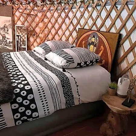 Holiday home Du Bois Des Perruches Saint-Vincent-des-Bois
