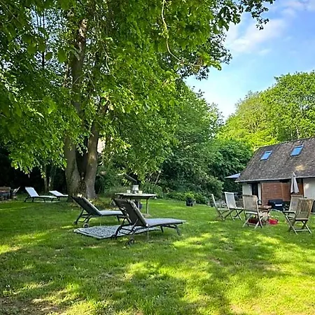 Holiday home Du Bois Des Perruches Saint-Vincent-des-Bois