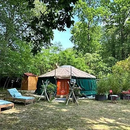 Holiday home Du Bois Des Perruches