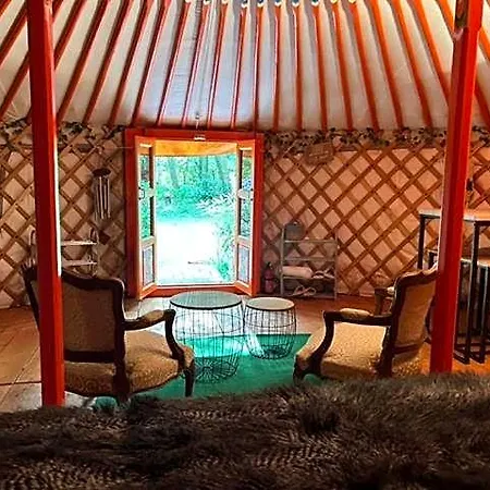 Holiday home Du Bois Des Perruches